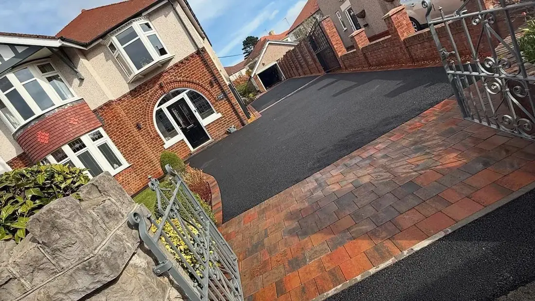 Newly laid tarmac and block paving driveway Burton upon Trent